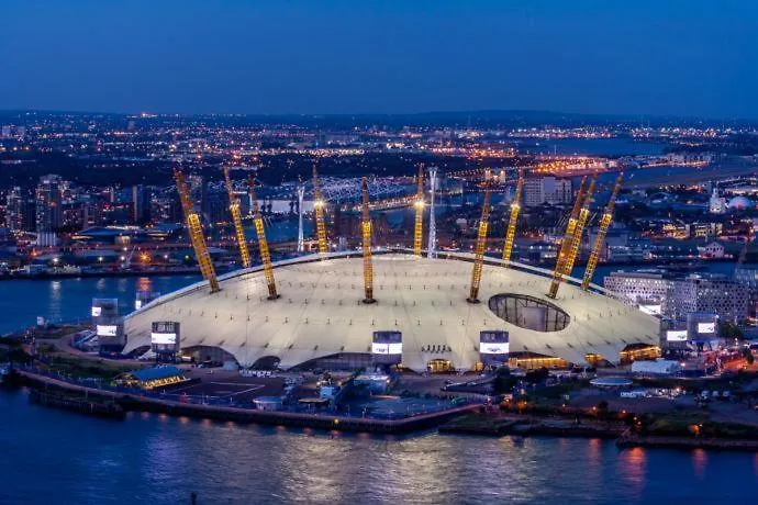 Spacious Flat In London - 5 Mins Walk To Excel Velká Británie